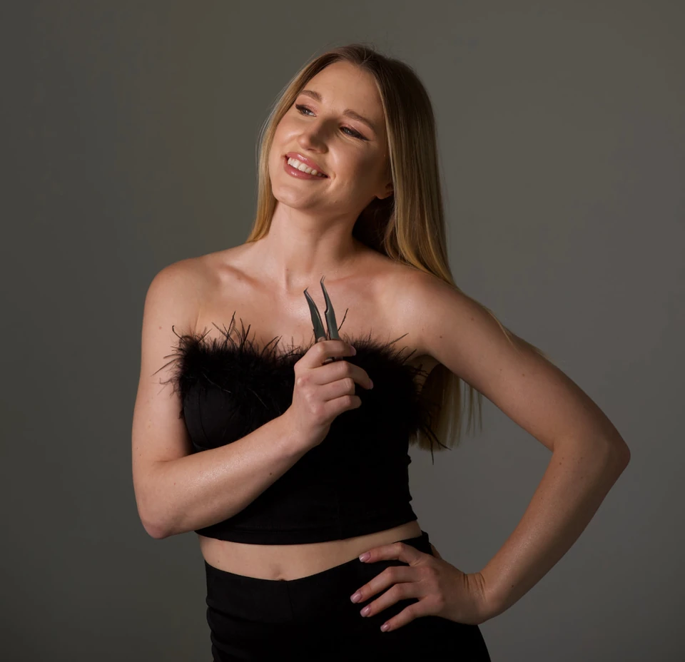 Liudmyla Kuzmuk — stylistka i instruktorka przedłużania rzęs